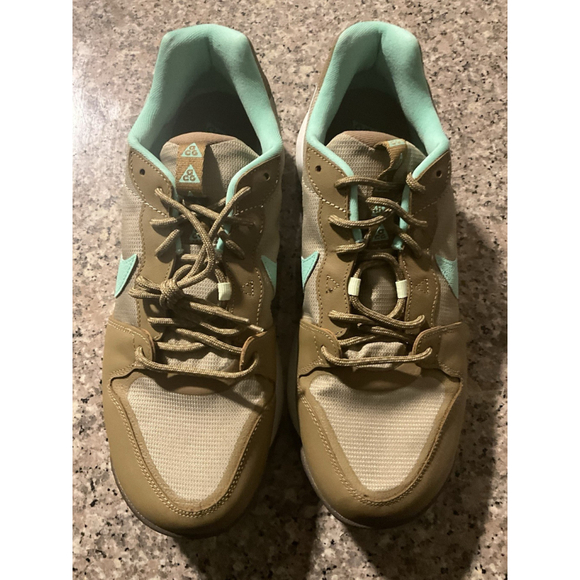 Nike ACG Lowcate Limestone/Dark Driftwood/Sail/Green Glow DX2256-200 Sz 11.5